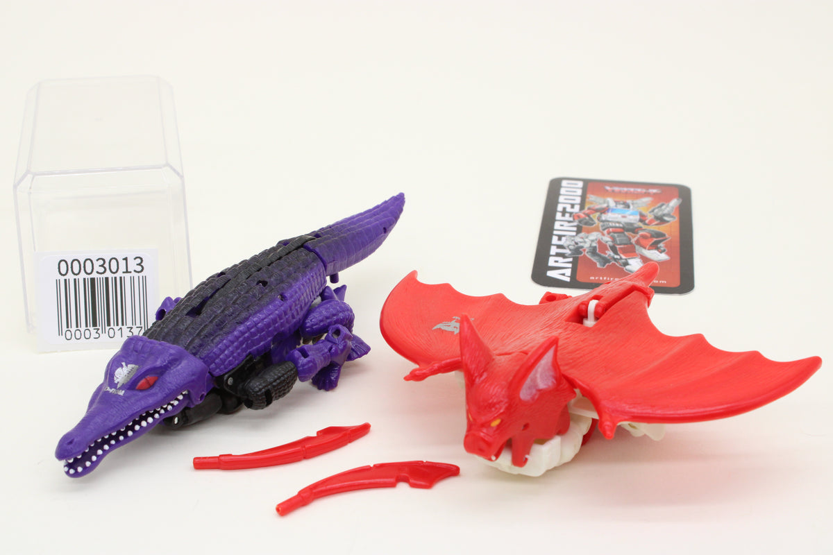 Transformers BW Convobat vs. Megalligator Beast Wars Amazon Showdown Special Version VS-S1 Japanese Loose