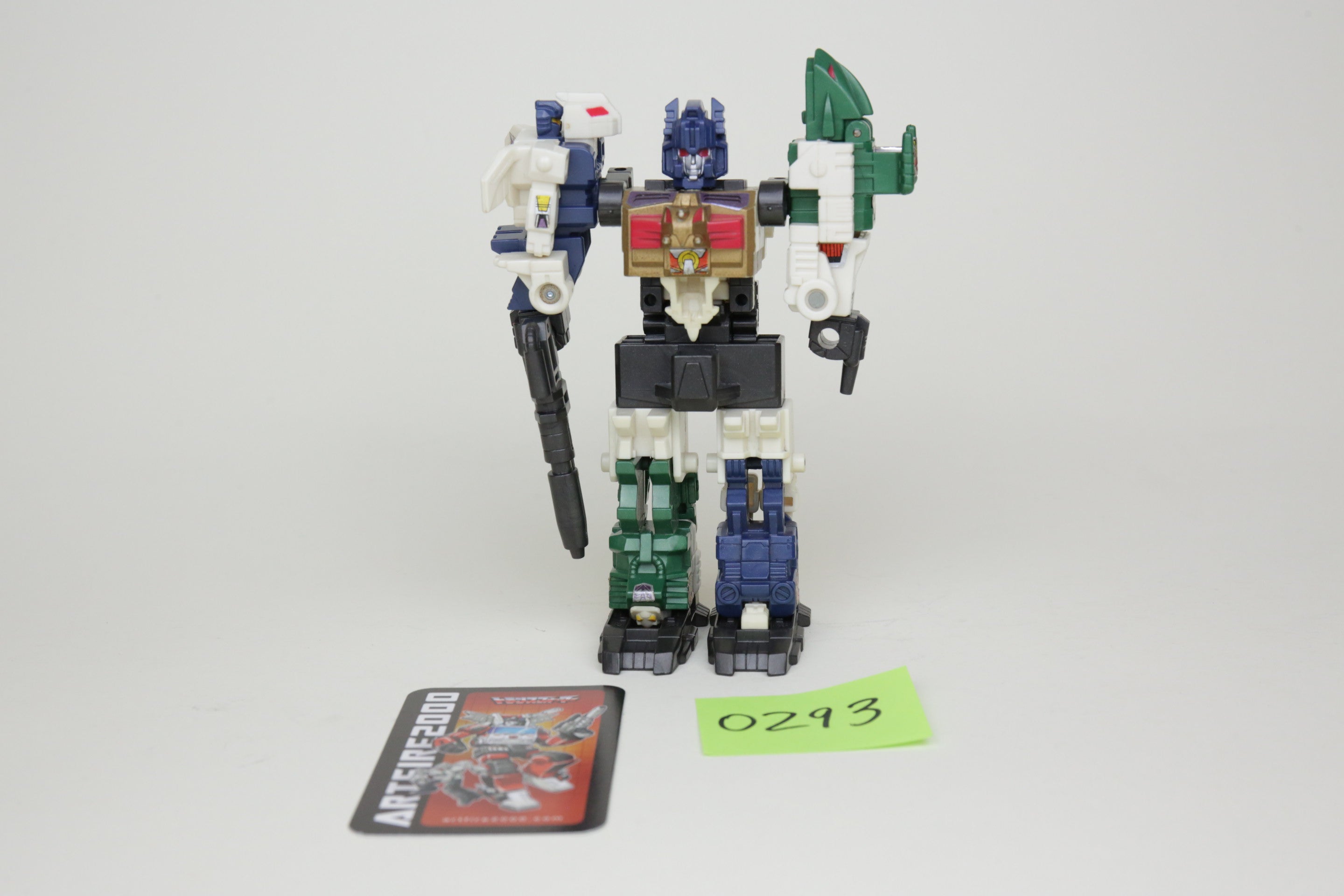 Pretender Dinoking Loose