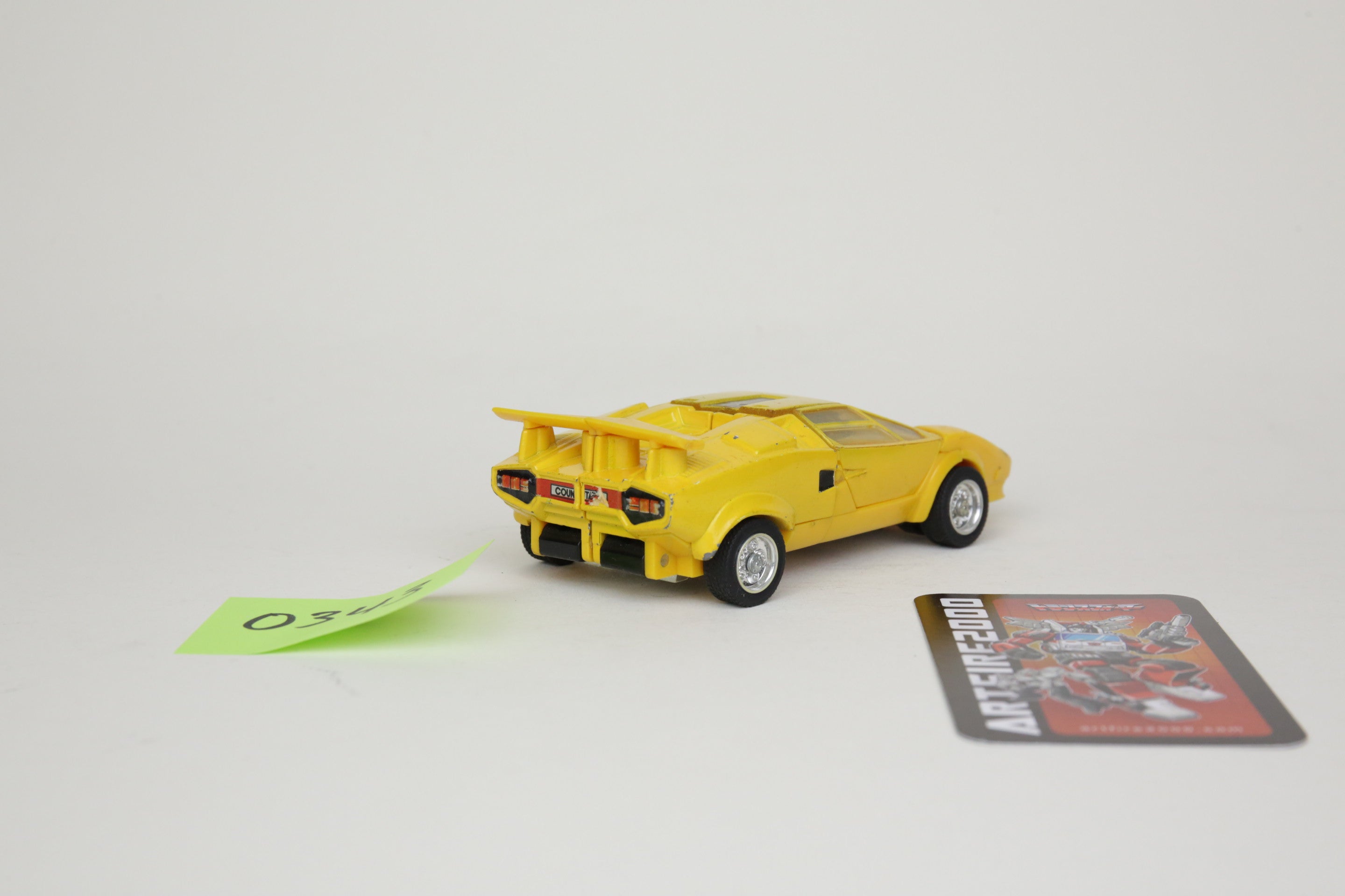 Diaclone Yellow Sideswipe MIB