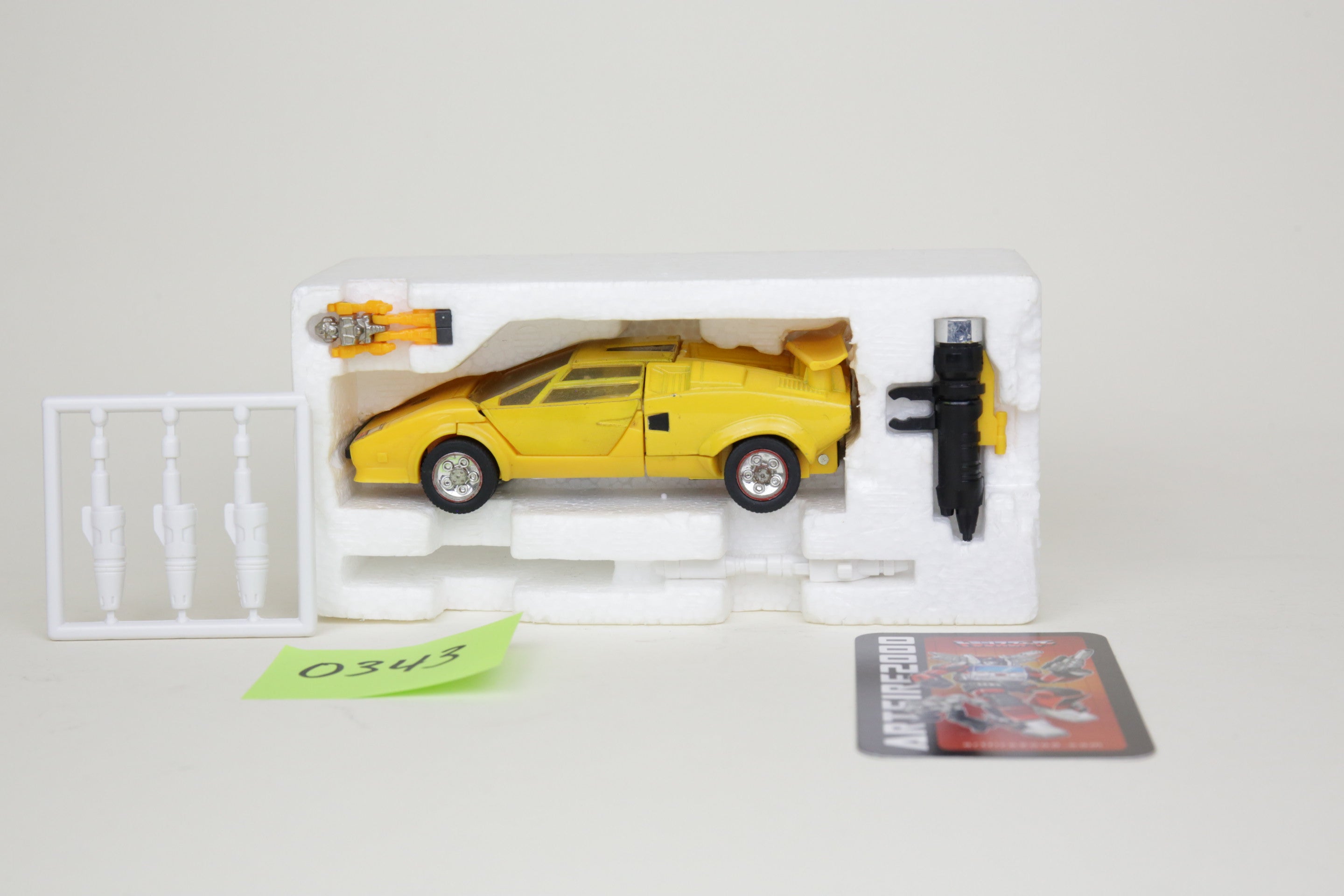 Diaclone Yellow Sideswipe MIB